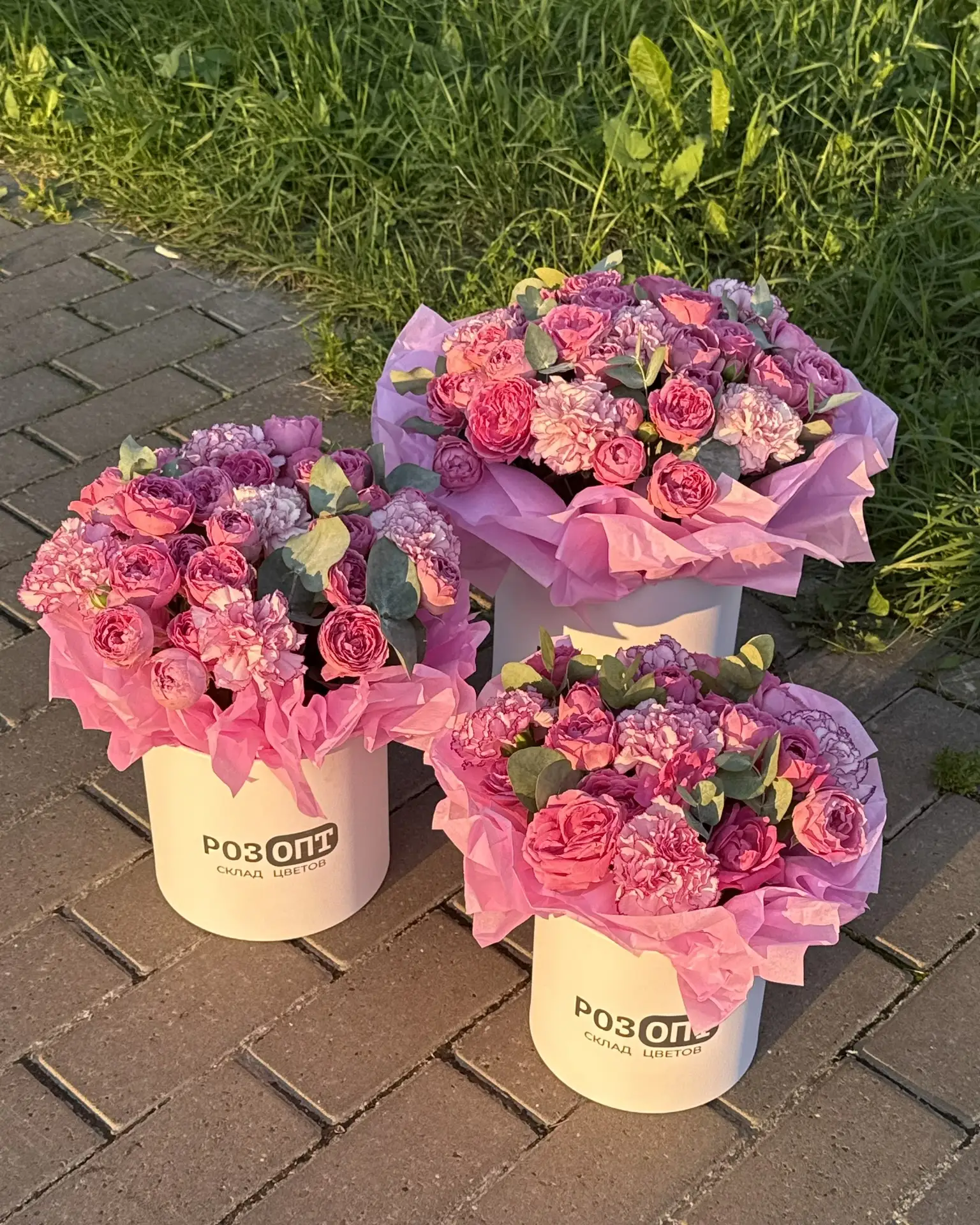 Яркие оттенки, нежные цветы и немного летнего настроения 💗