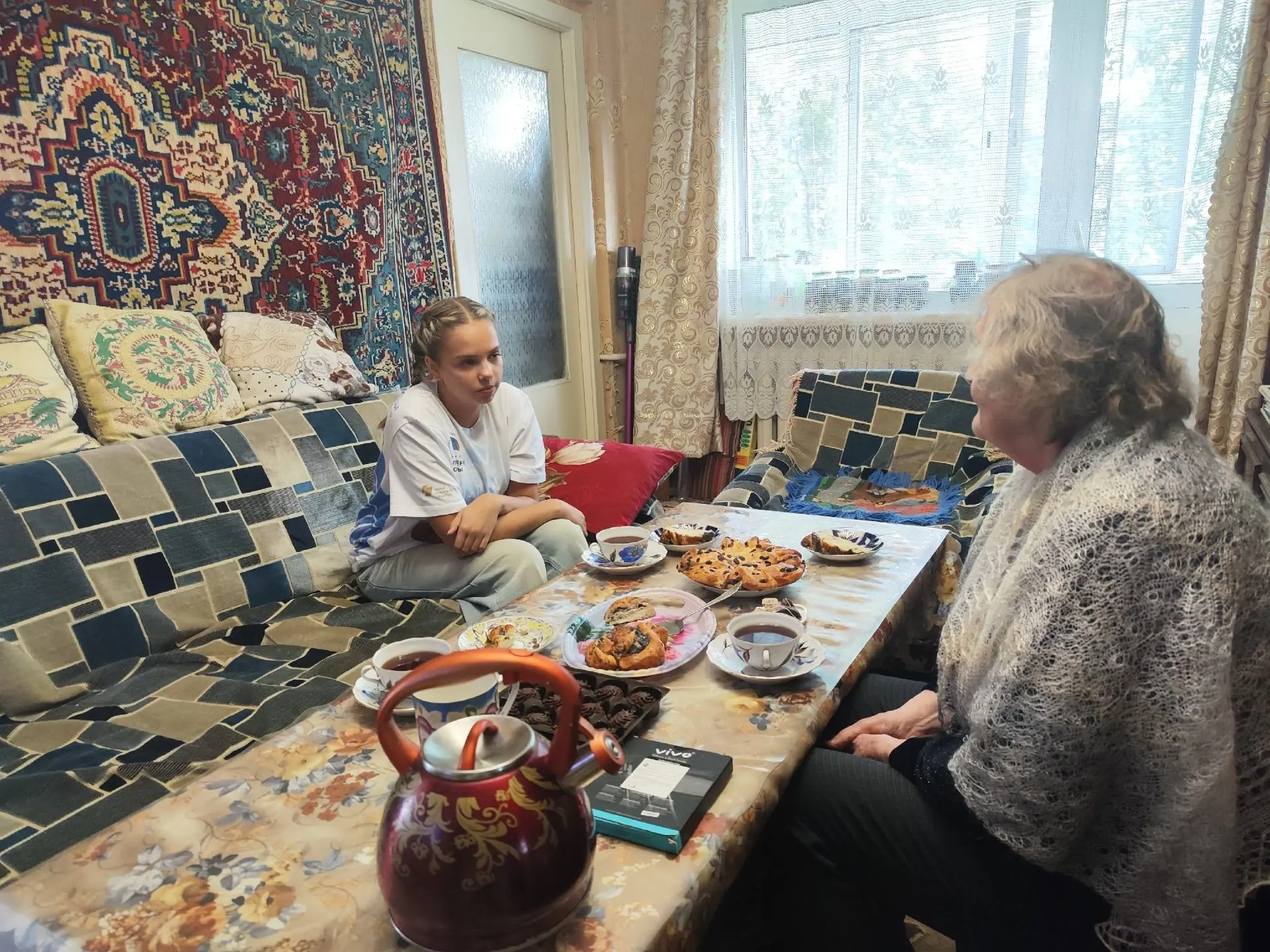 В Калуге участники Всероссийского общественного движения «Волонтёры Победы» продолжают ...