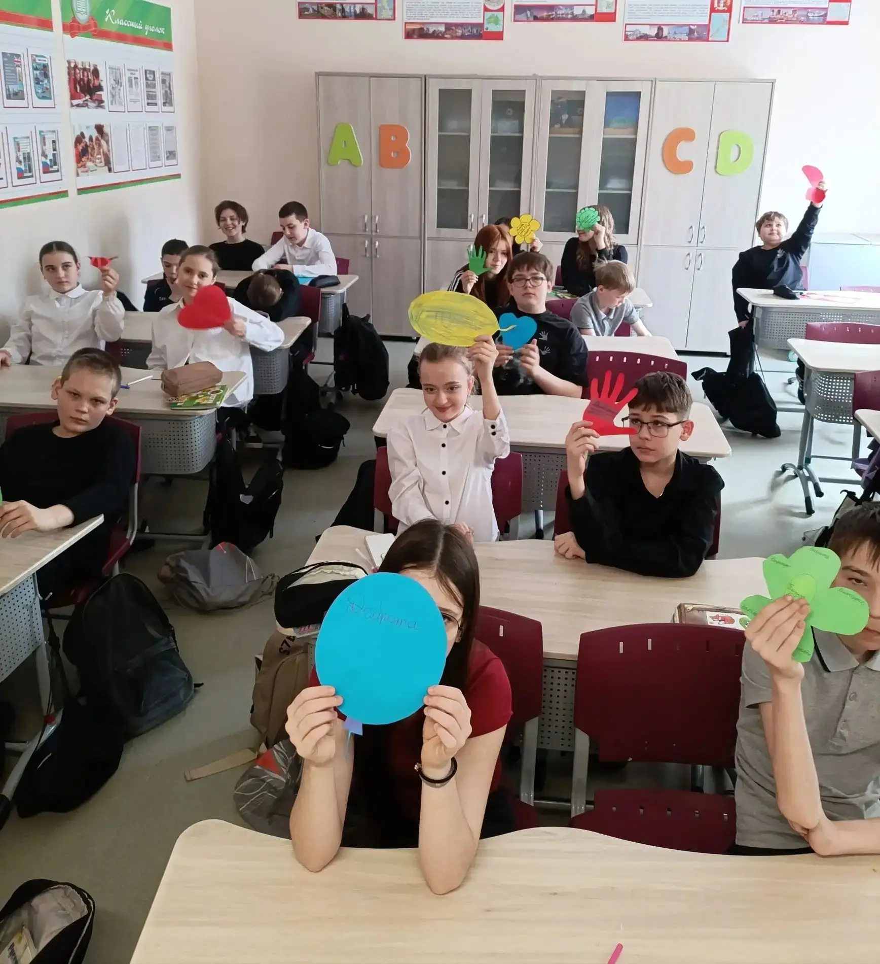 🧡 Не такие, как все? Просто другие. И это нормально.  В школе №19 города Белово  прошли «Уроки добро