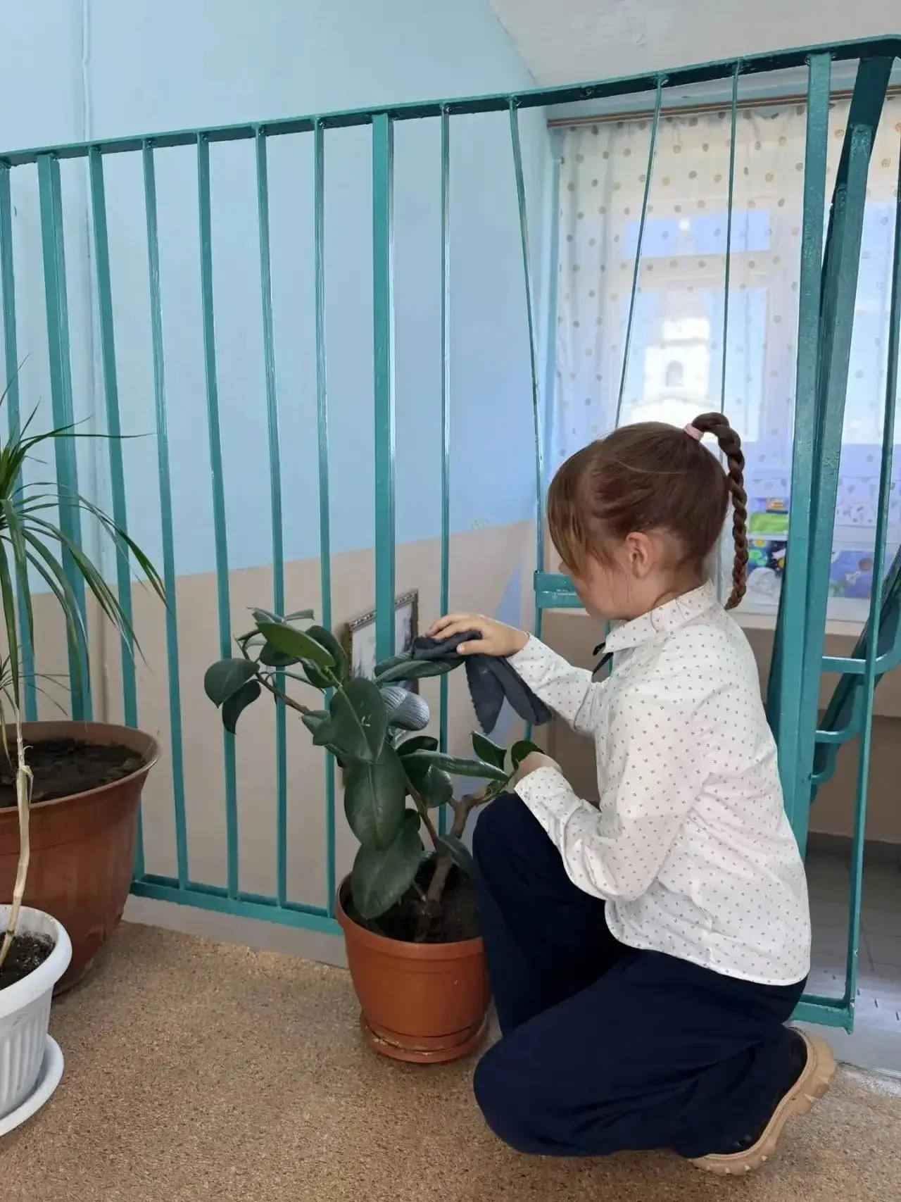 🌿 День Эколят в нашей школе: заботимся о природе вместе! 🌍  В начальных классах прошли увлекательные