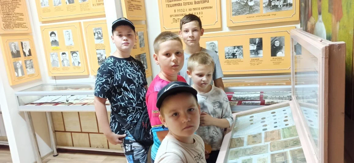 В Новомихайловском музее «Боевой и трудовой славы им. А. П. Глова» для ребят Новомихайловского посел