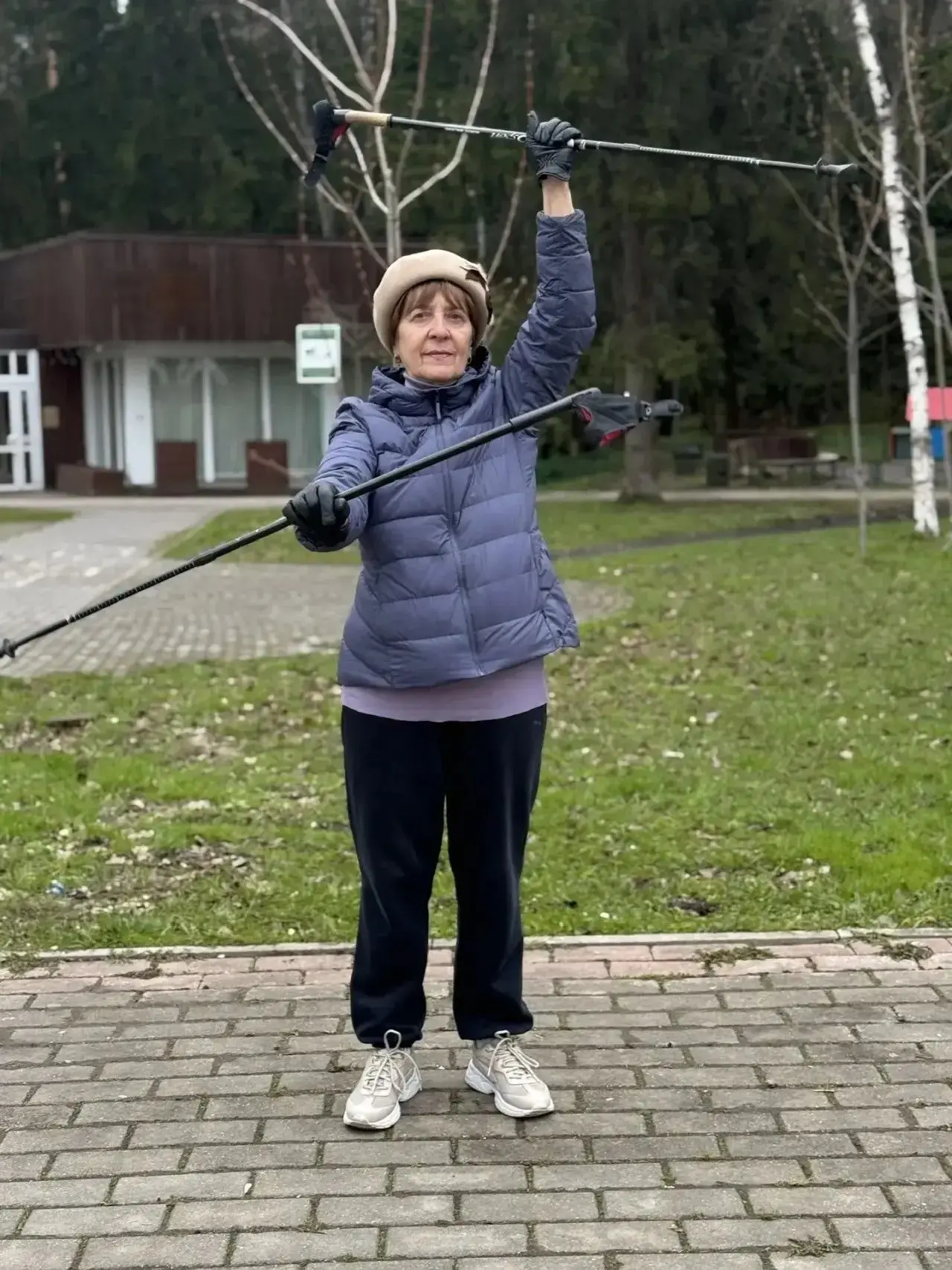 Дорогие наши жители, от всей души поздравляем вас с Днем пожилого человека!