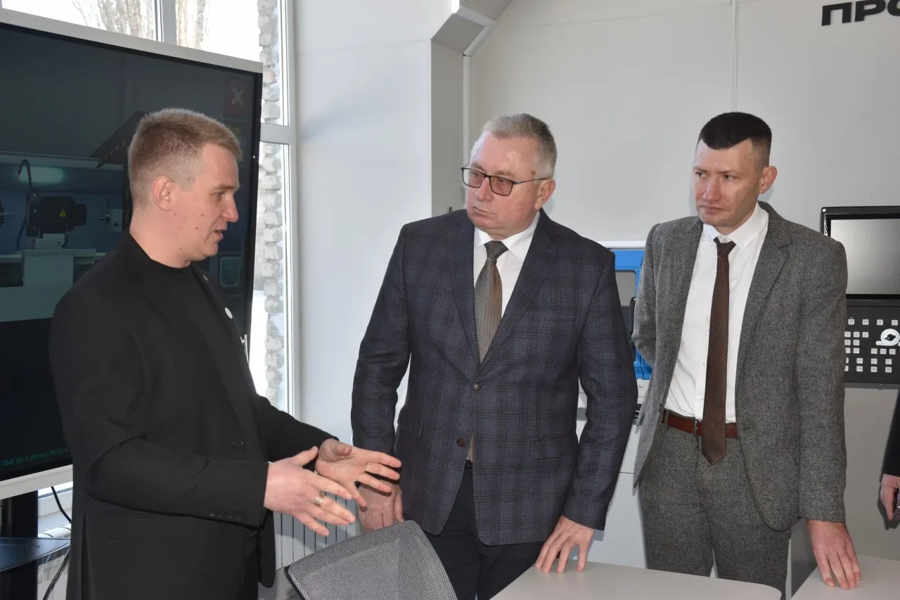 В республике появился первый образовательно-производственный кластер в сфере машиностроения. Открыли