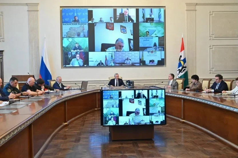 ❗️Губернатор Андрей Травников перераспределил полномочия в структуре правительства Новосибирской обл
