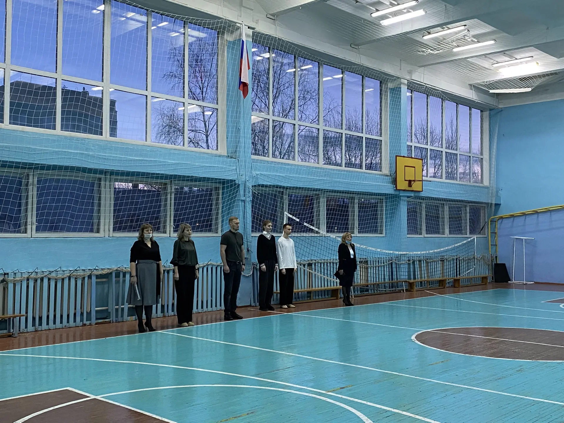 РАЗГОВОРЫ О ВАЖНОМ ❗️  В нашей школе еженедельно осуществляется церемония поднятия Государственного 