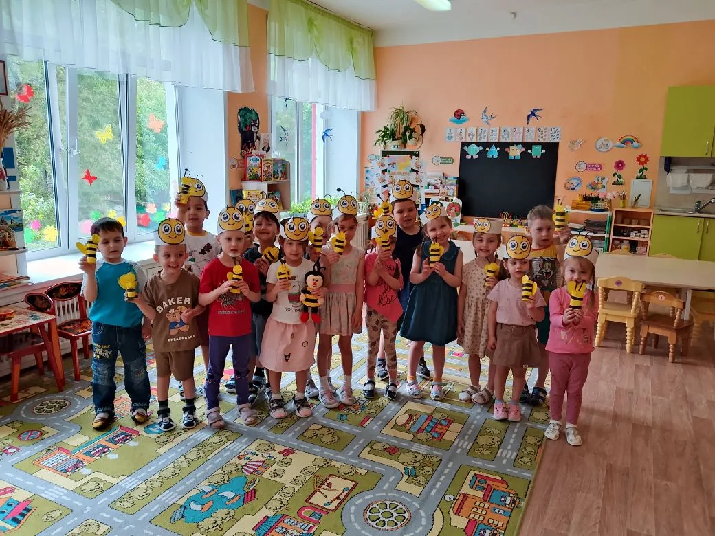 Только утром солнце встало