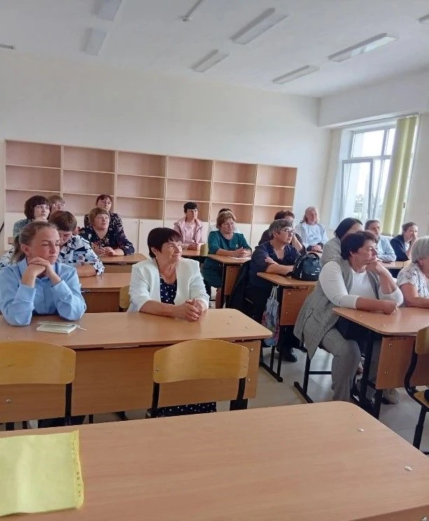 🔆В рамках педагогической конференции состоялось заседание профессионального предметног...