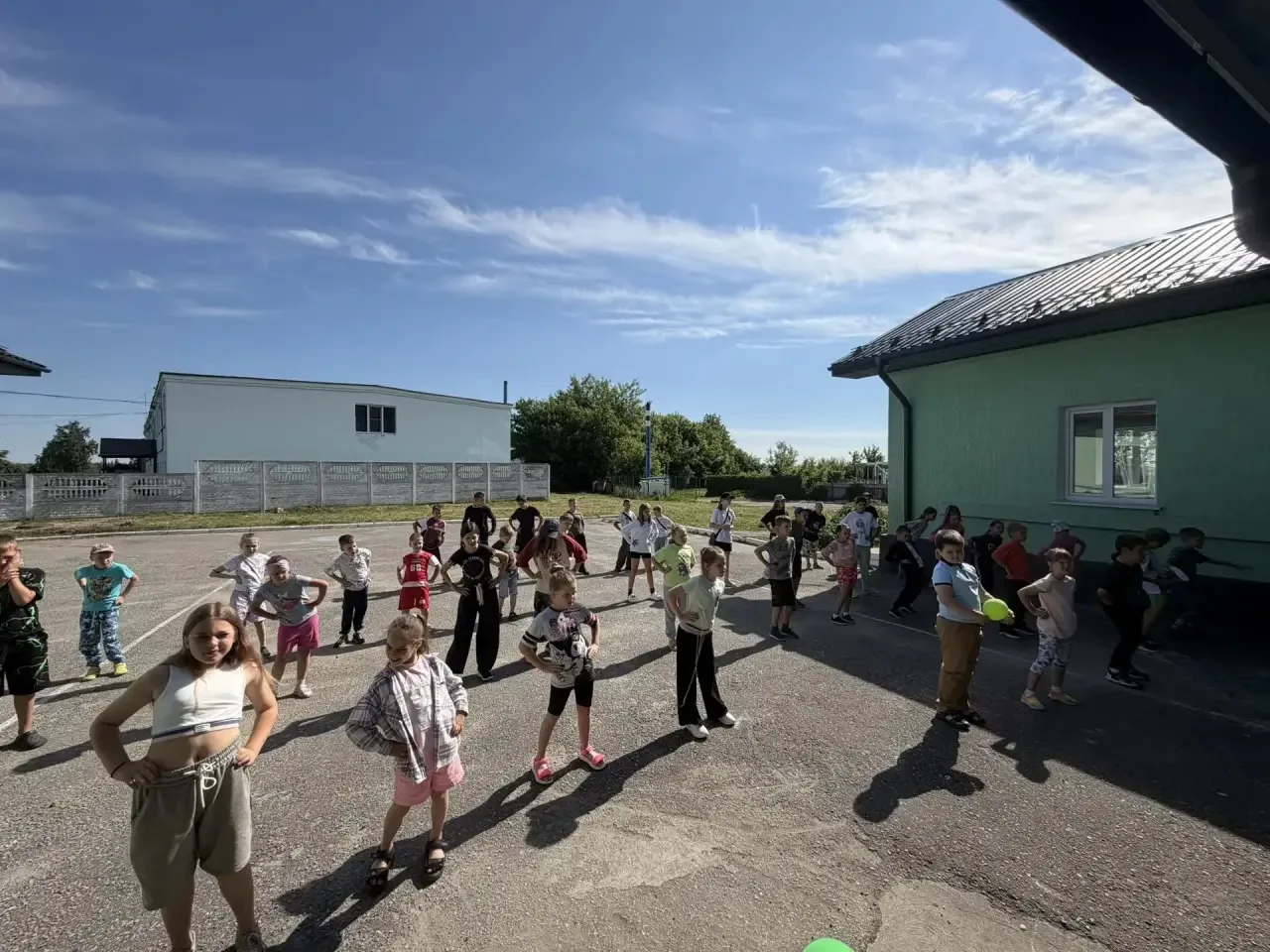 🎉 Стартовала вторая смена в лагере «Сказка»!

📣 Первый день выдался насыщенным и активным. С утра 