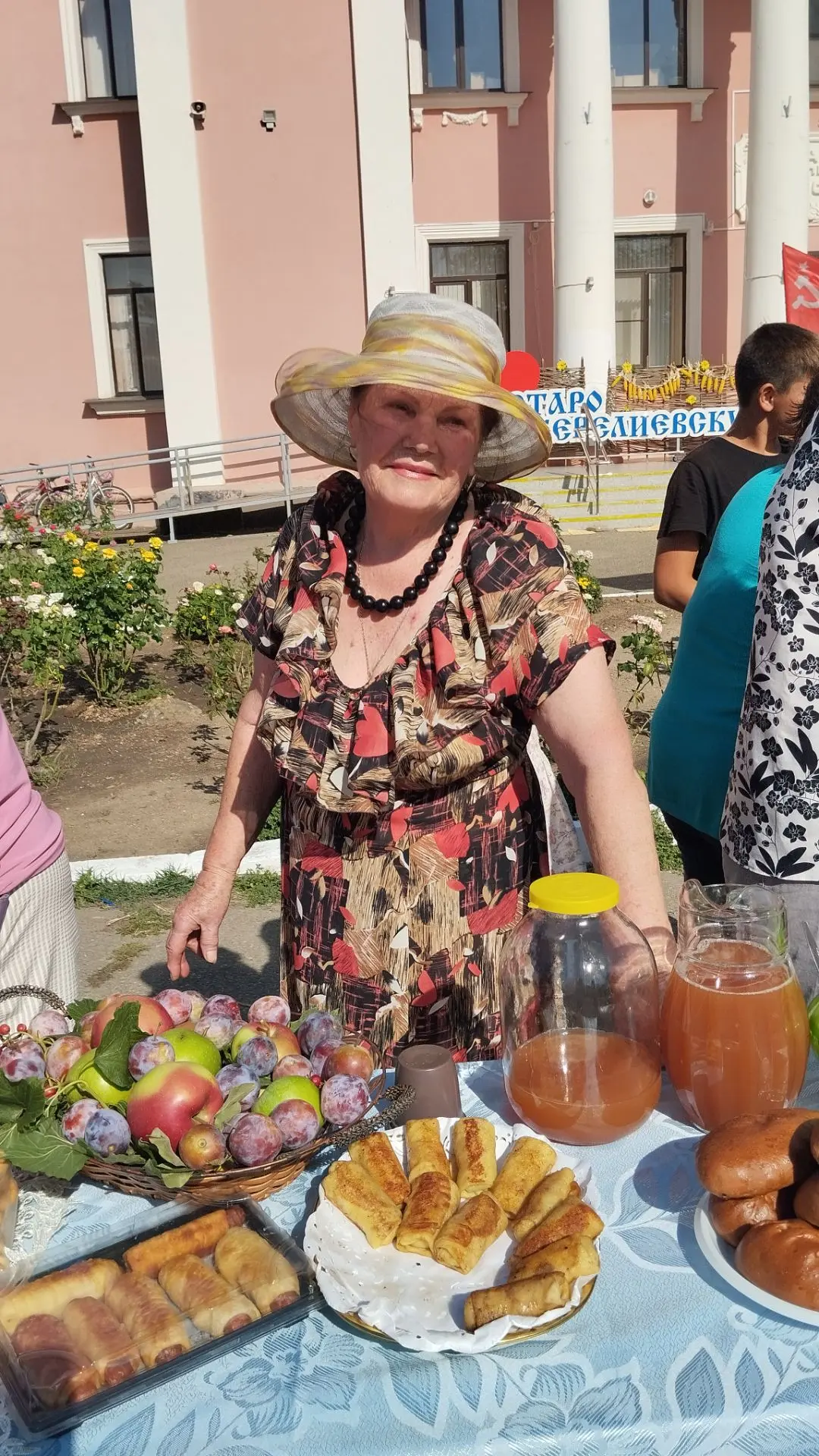 🥳 Джерелиевцы, если вы ещё не на празднике, самое время присоединиться!