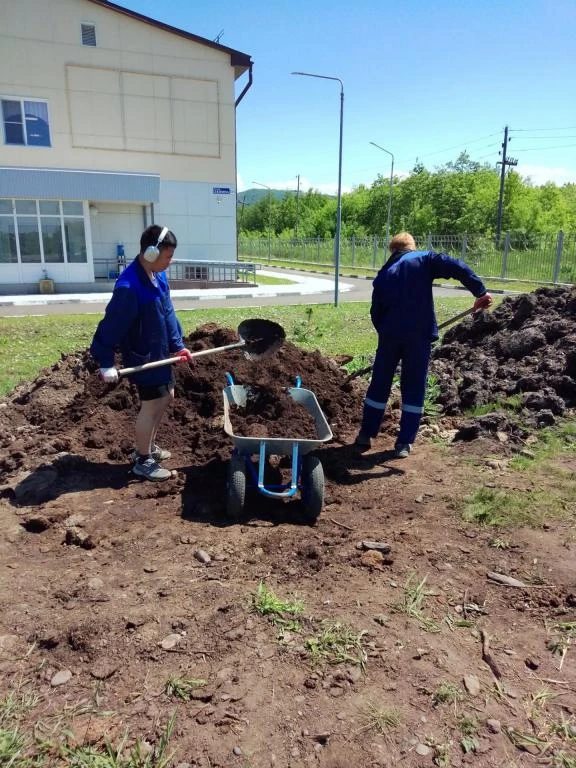 В очередной раз наш дом наполнился особой, тёплой энергией. К нам пришли юные помощники из МБОУ ДО Д