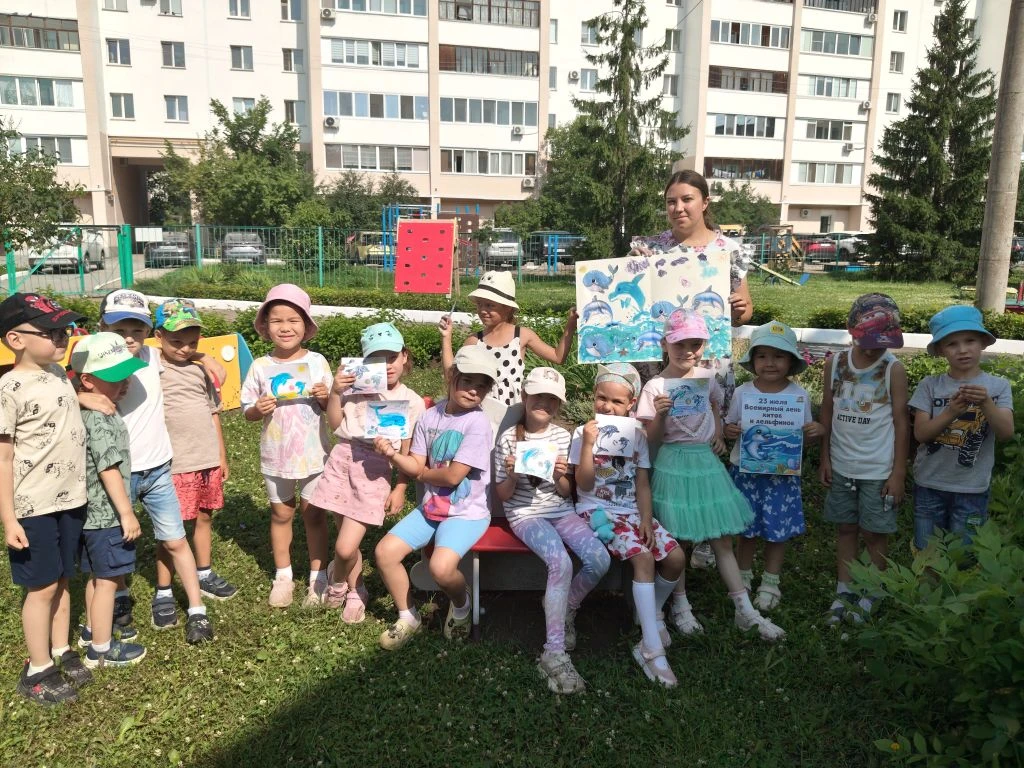 "Морская неделя" продолжается! Ведь сегодня, 23 июля во всем мире отмечают День китов и дельфинов! И