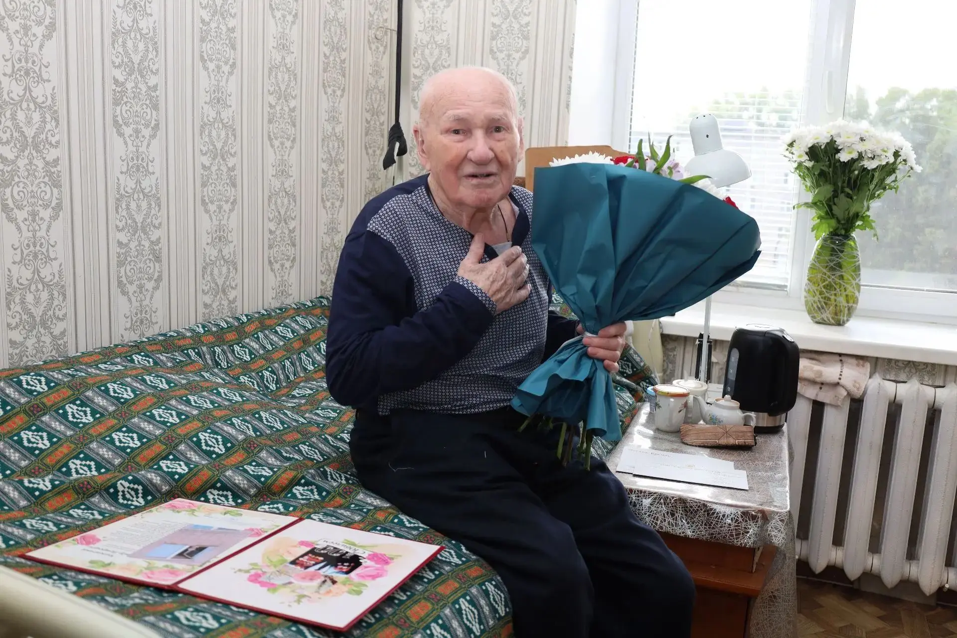 У ветерана Великой Отечественной войны Александра Петровича Герасимова мы бываем, чтобы поздравить с