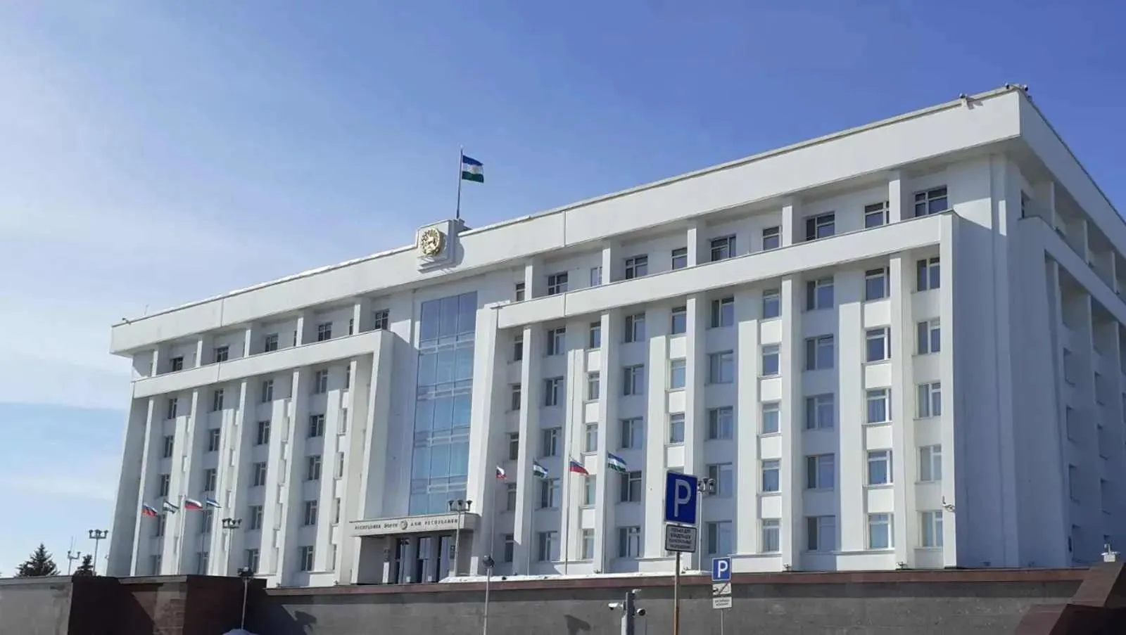 В республике расширяют комплекс мер поддержки ветеранов боевых действий: теперь они вправе бесплатно