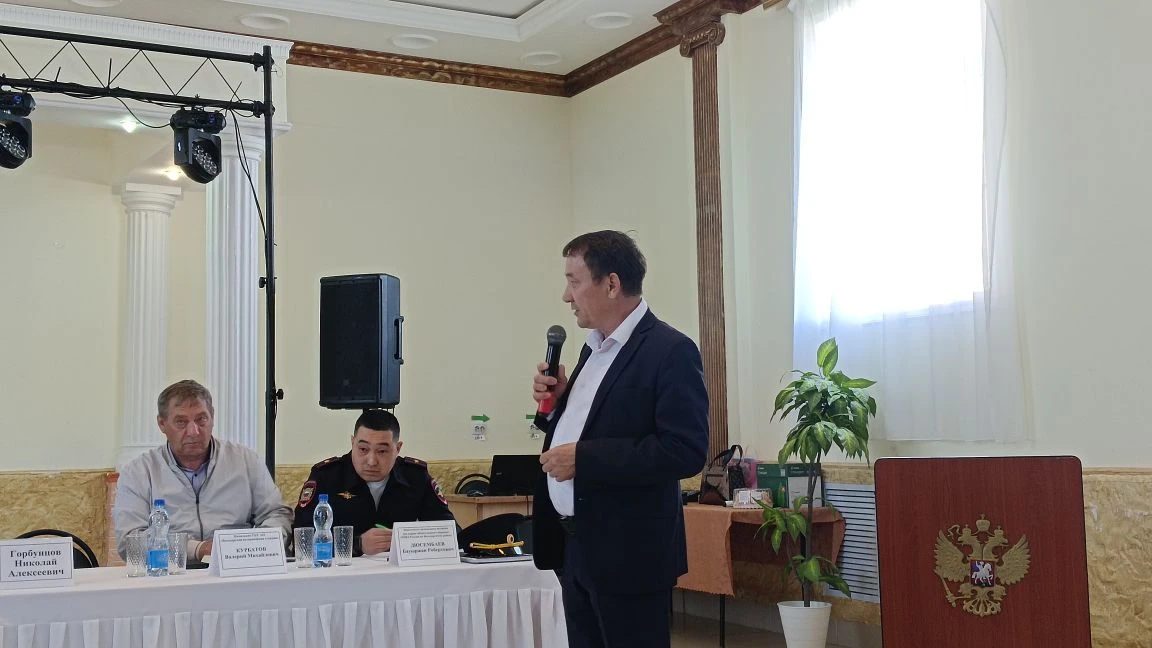 Жители Козлово и Тулугановки обсудили проблемы с органами власти  Здесь состоялись сходы граждан.  💬