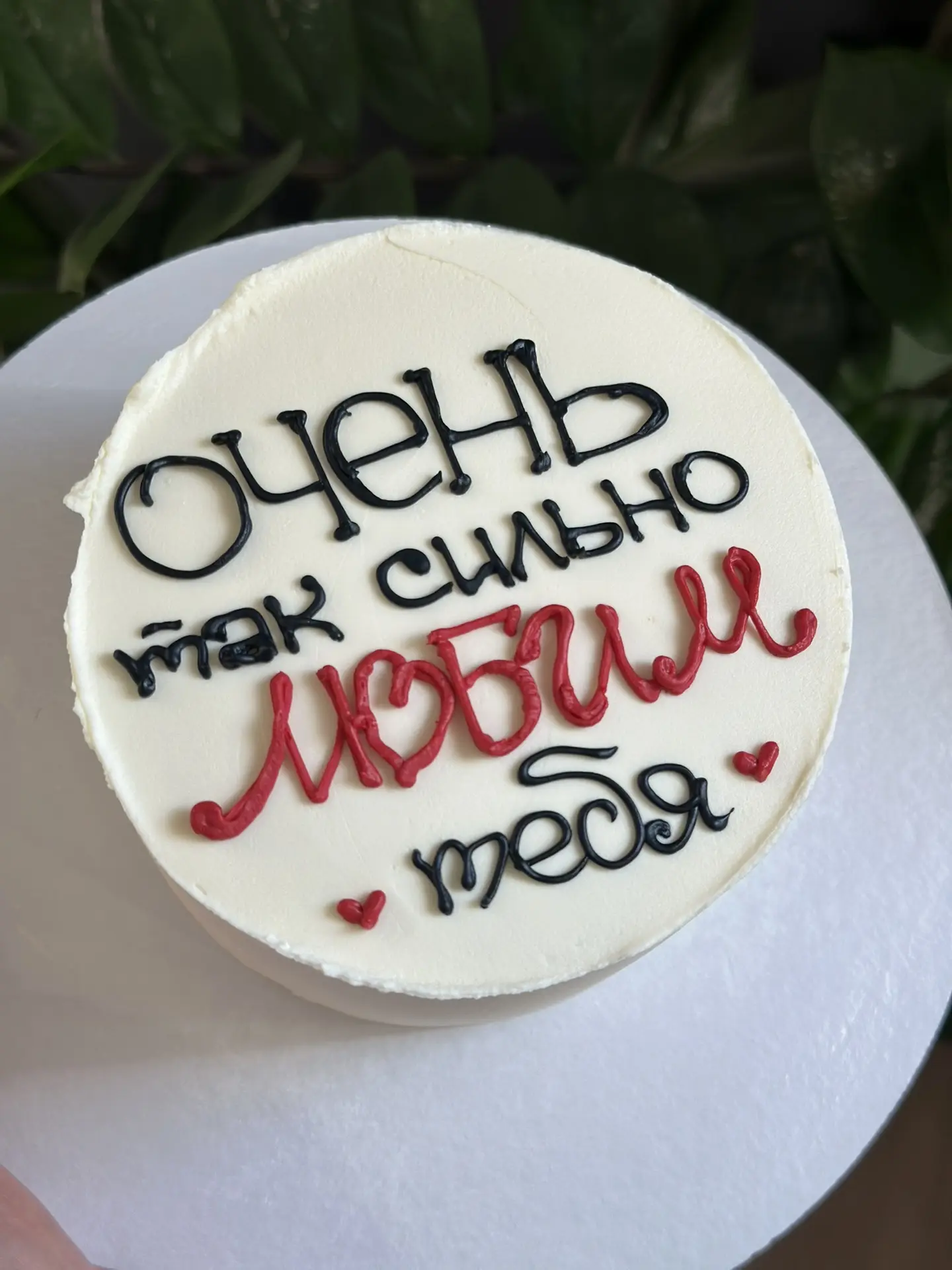 Бенто S - тортик , который помещается в ладошку! При этом с ним можно: