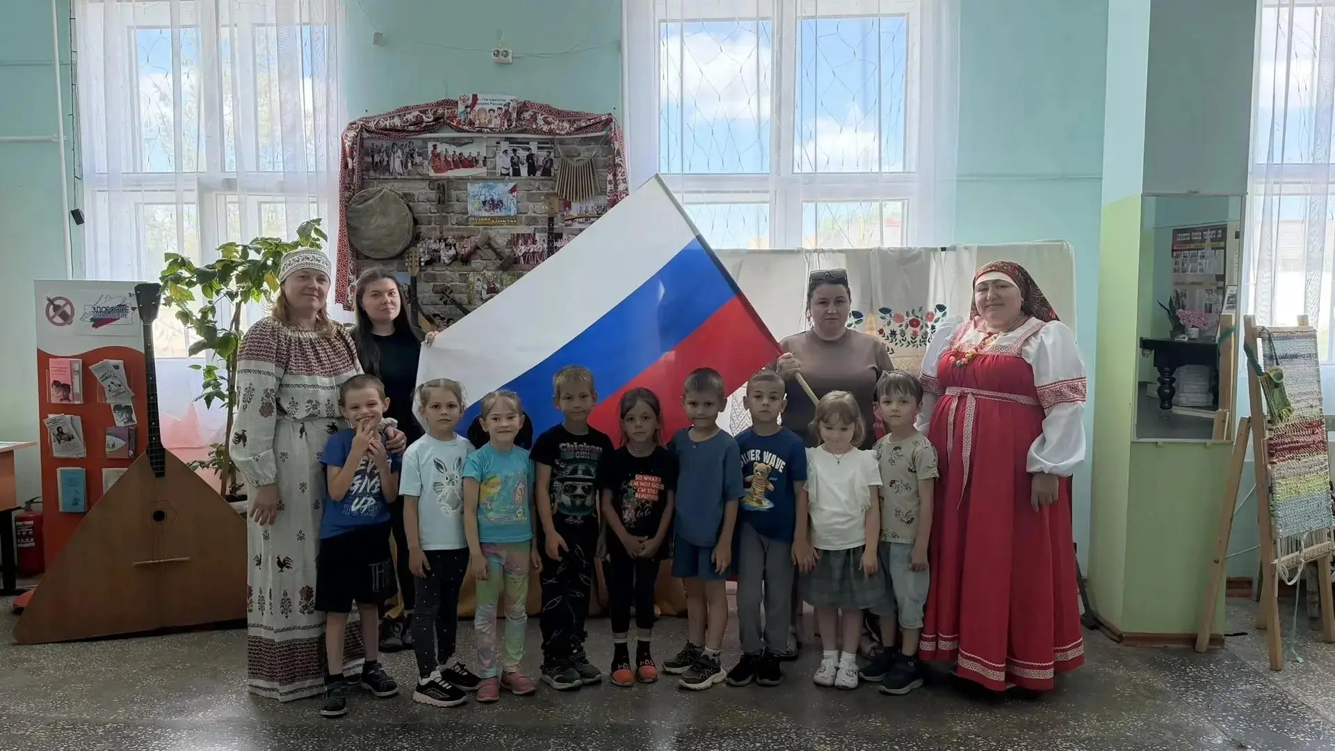 В честь Дня России🇷🇺 в сельском доме  культуры   состоялось праздничное  мероприятие для детей 
до