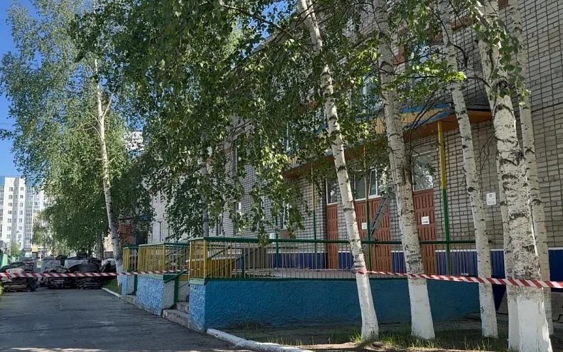 Пока школьники отдыхают, в образовательных учреждениях кипит работа. Из городского бюджета на подгот