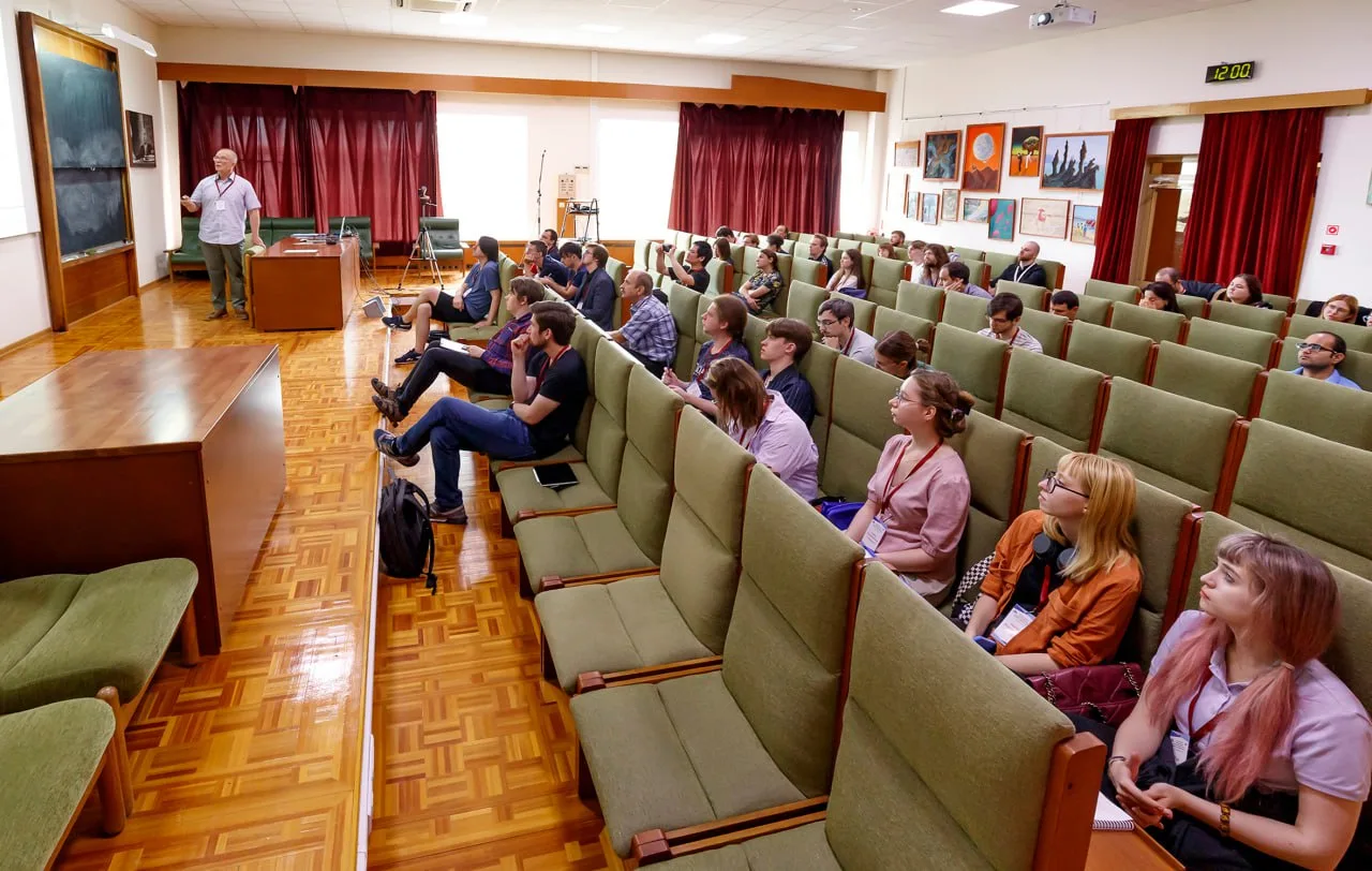 International School «Advanced Methods of Modern Theoretical Physics: Integrable and Stochastic Syst