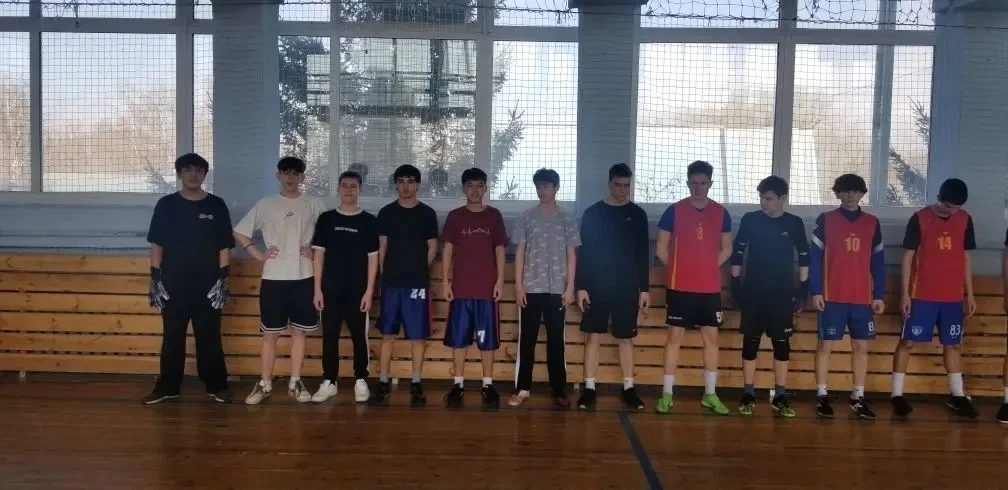 ⚽ Мини‑футбол в Кировском районе  в рамках фестиваля«Движение первых»! ⚽ Друзья, делимся яркими впеч
