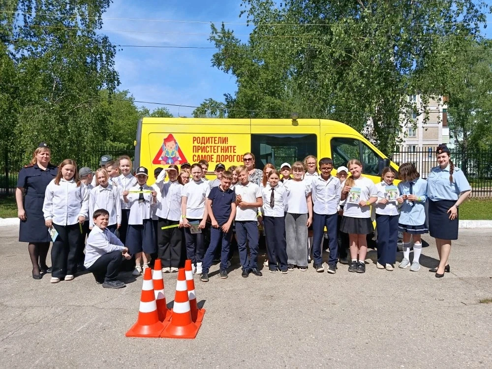 В рамках работы по профилактике детского дорожно-транспортного травматизма ребята нашей школы посети