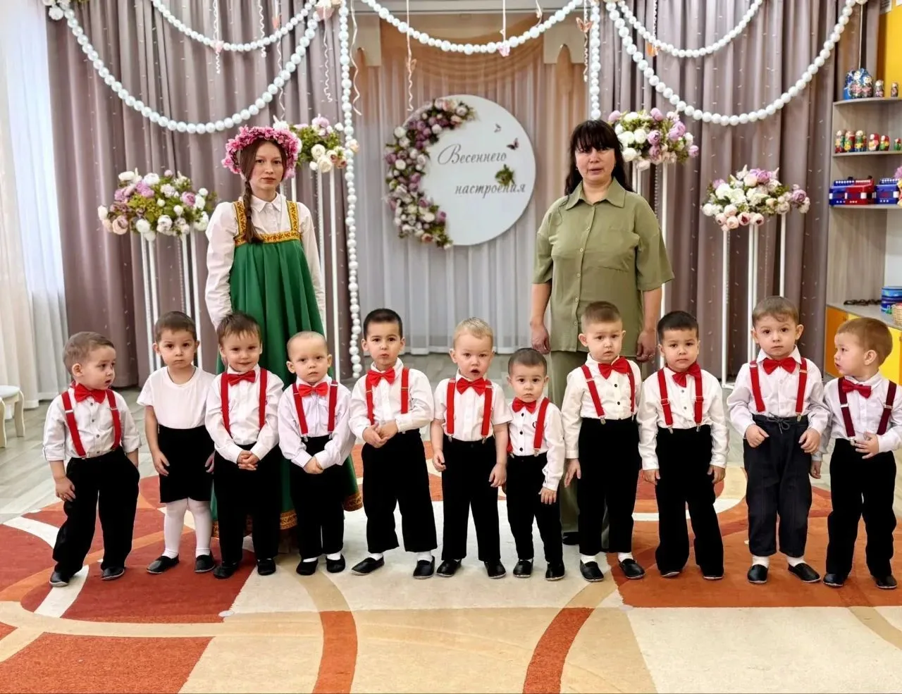 Милым мамам посвящается!   Традиционно, в преддверии празднования Международного женского дня в обра