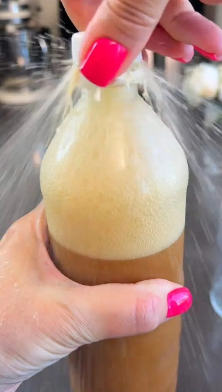 🥤 Фантастически освежающий, резвый и ароматный домашний квас на цикории с изюмом и при...