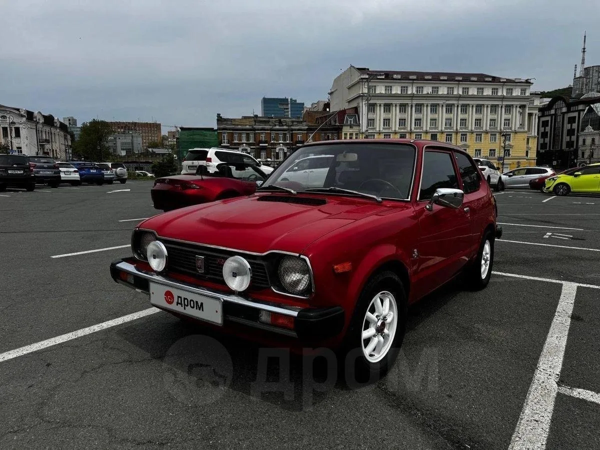Автомобиль Honda Civic 1978 года выпуска выставили на продажу во Владивостоке. Для свое...
