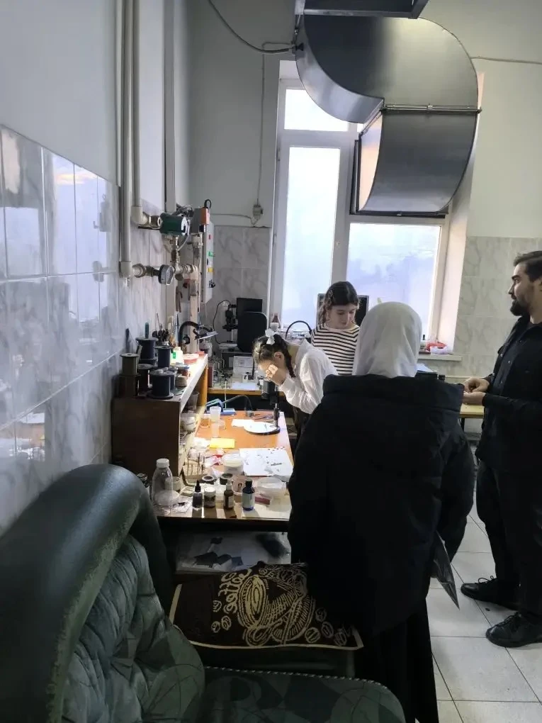 Стихотворение Магомедовой Сияны, ученицы 5 «Б» класса, заняло второе место в литературном конкурсе «