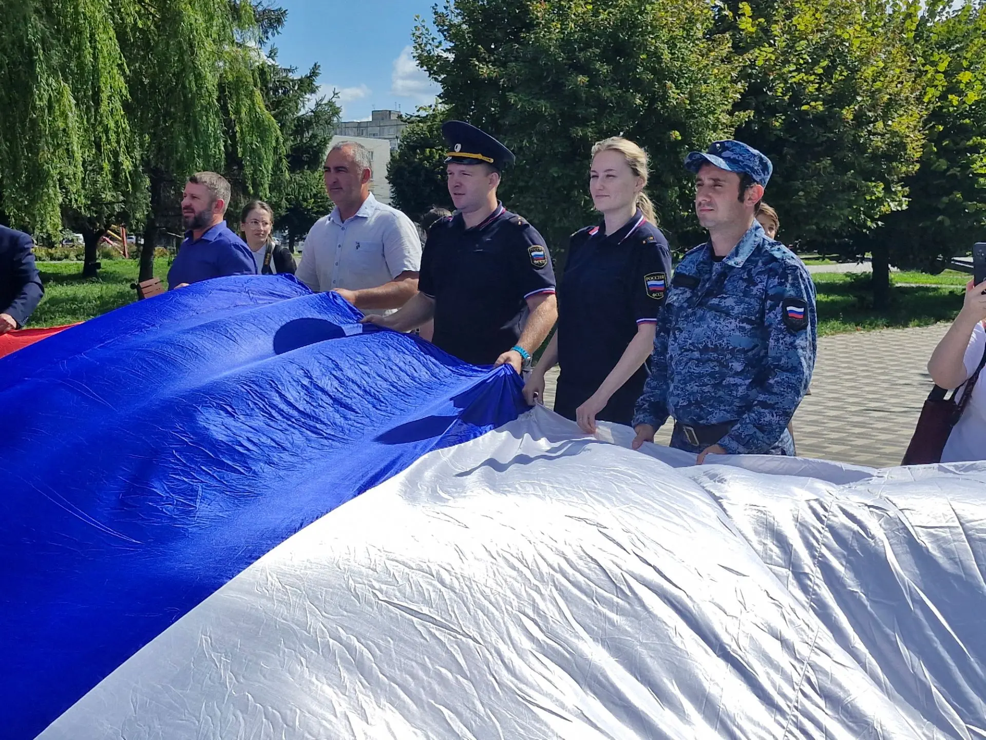 В преддверии Дня России сотрудники УФССП России по Тамбовской области приняли участие в...