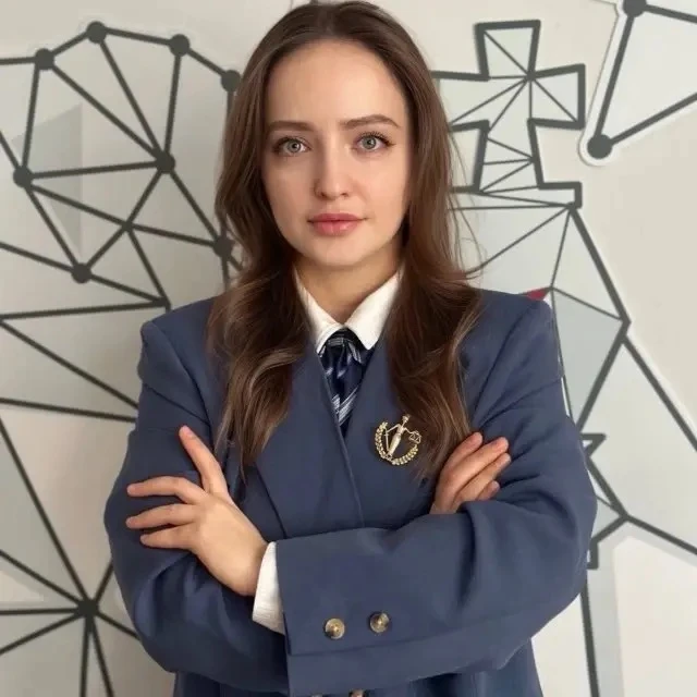 ⭐️Коллектив Юридической гимназии поздравляет с Днем рождения педагога психолога  Волкову Карину Арту