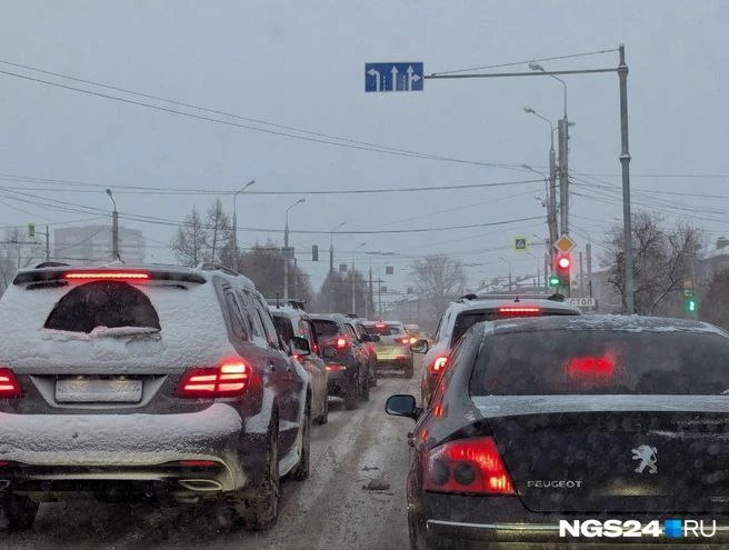 🚗 Красноярск встал в пробках
