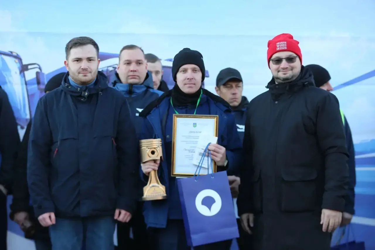 Сегодня на Театральной площади определили лучших водителей Сыктывкара