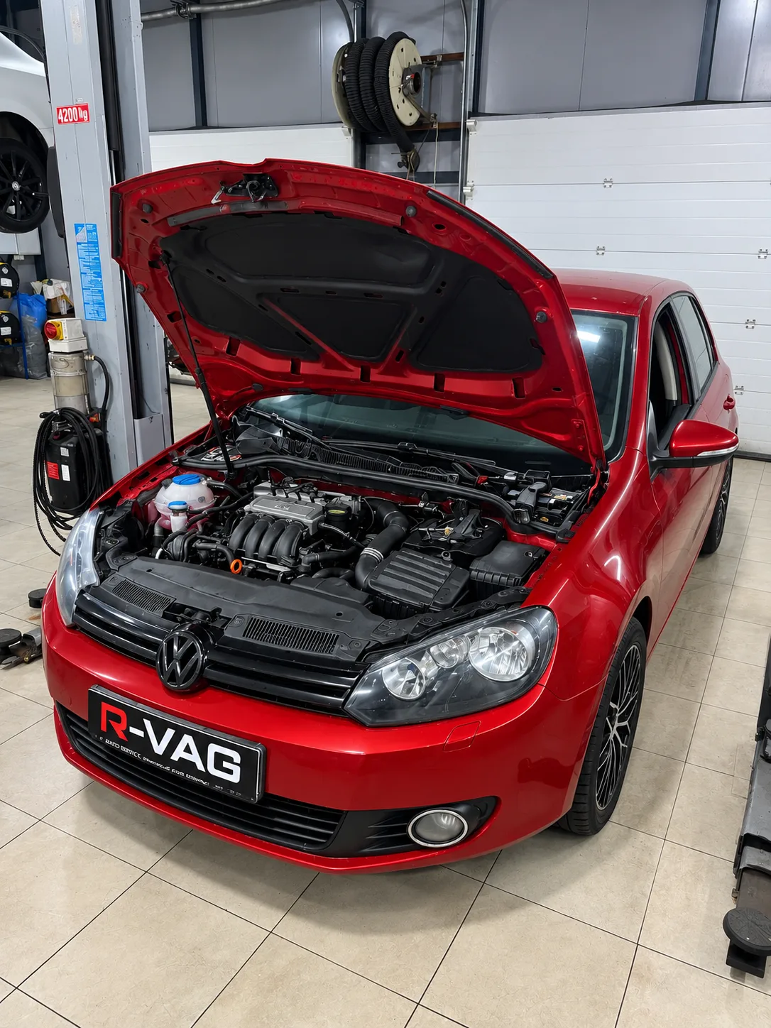 ⚡️ ЕЩЕ НЕМНОГО - И VOLKSWAGEN GOLF СПАС БЫ ТОЛЬКО ЭВАКУАТОР!