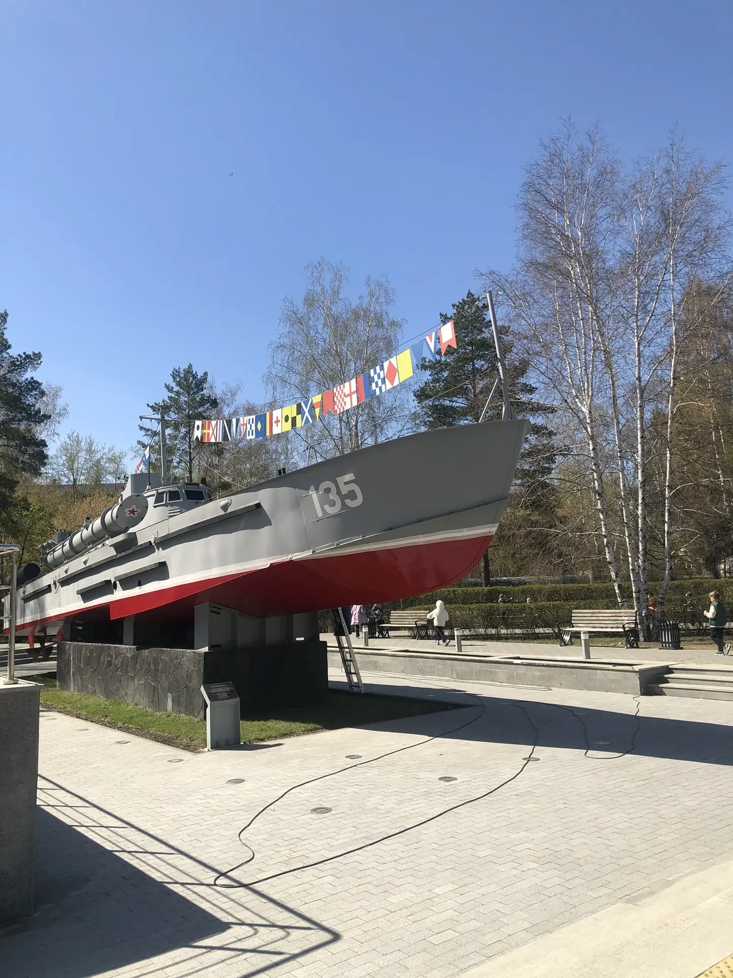 Сегодня 30.04.2026г. состоялась поездка в сквер Петра Потапова, где установлен памятник...