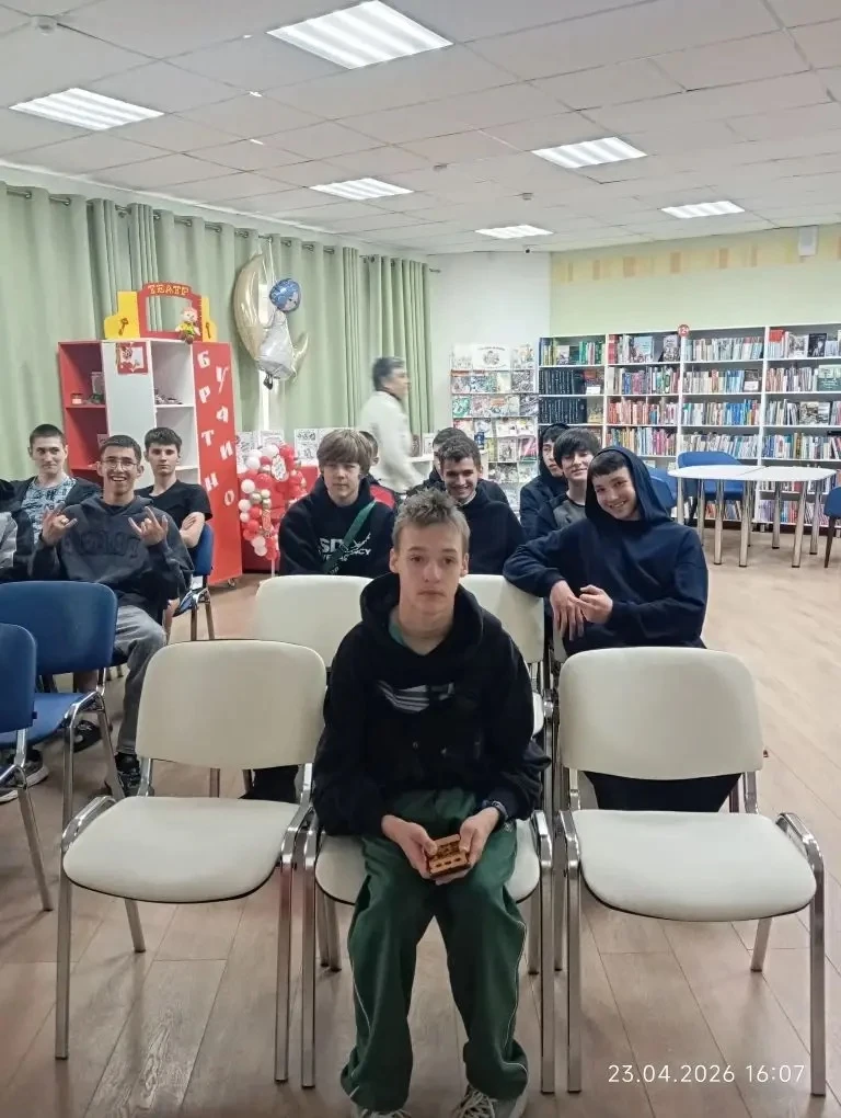 23.04.2026г в библиотеке №9 прошла лекция  «Здоровое питание»  Студенты, проживающие в общежитии №2 
