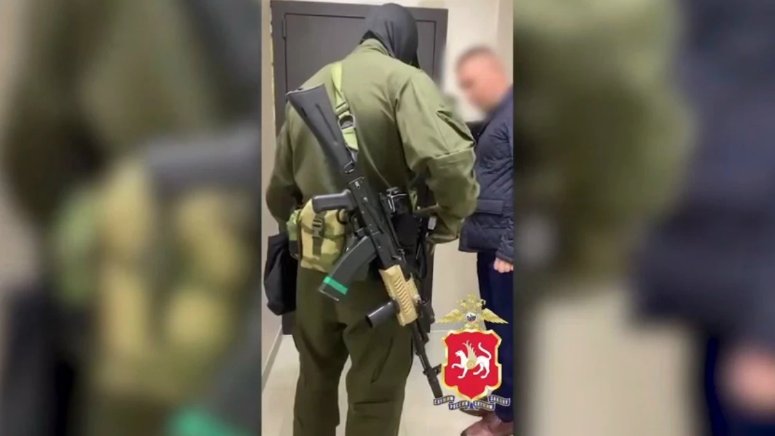 ❗️В Казани накрыли банду теневых банкиров: обналичили 79 млн и брали 17% за услугу
