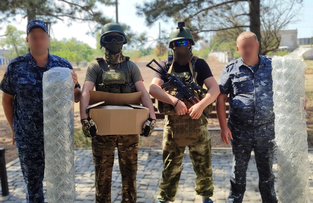 Сотрудники ИК-2 УФСИН России по Запорожской области оказали гуманитарную поддержку воен...