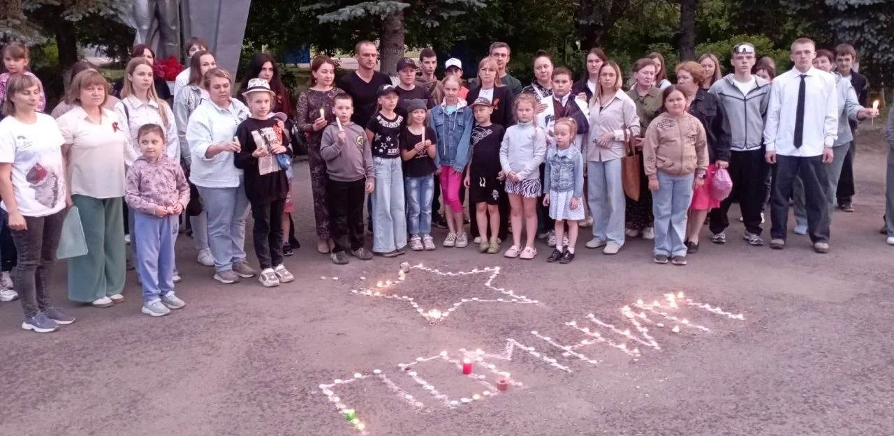 #СвечаПамяти
22 июня — День памяти и скорби

День —  про тишину, в которой слышнее всего голоса тех,