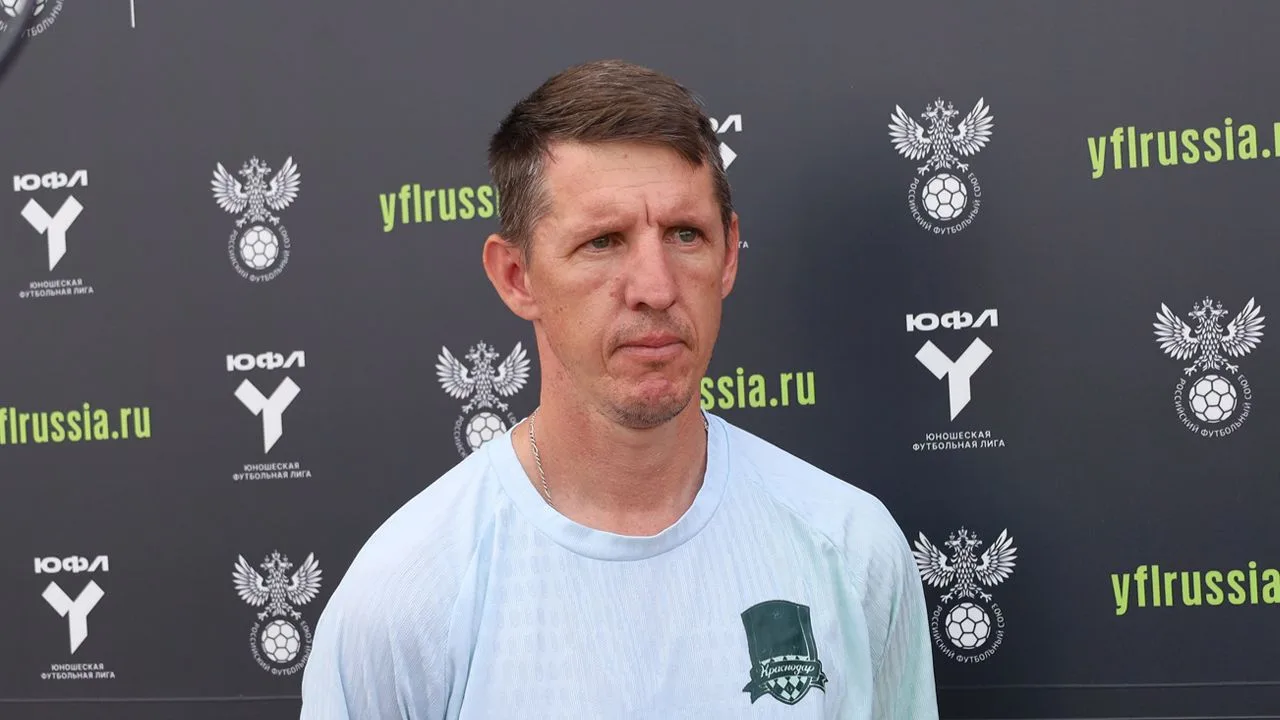 🎙 Андрей Панченко: «Рады, что победили. Суперволевая победа» 

Слова тренера старшей команды «Красн