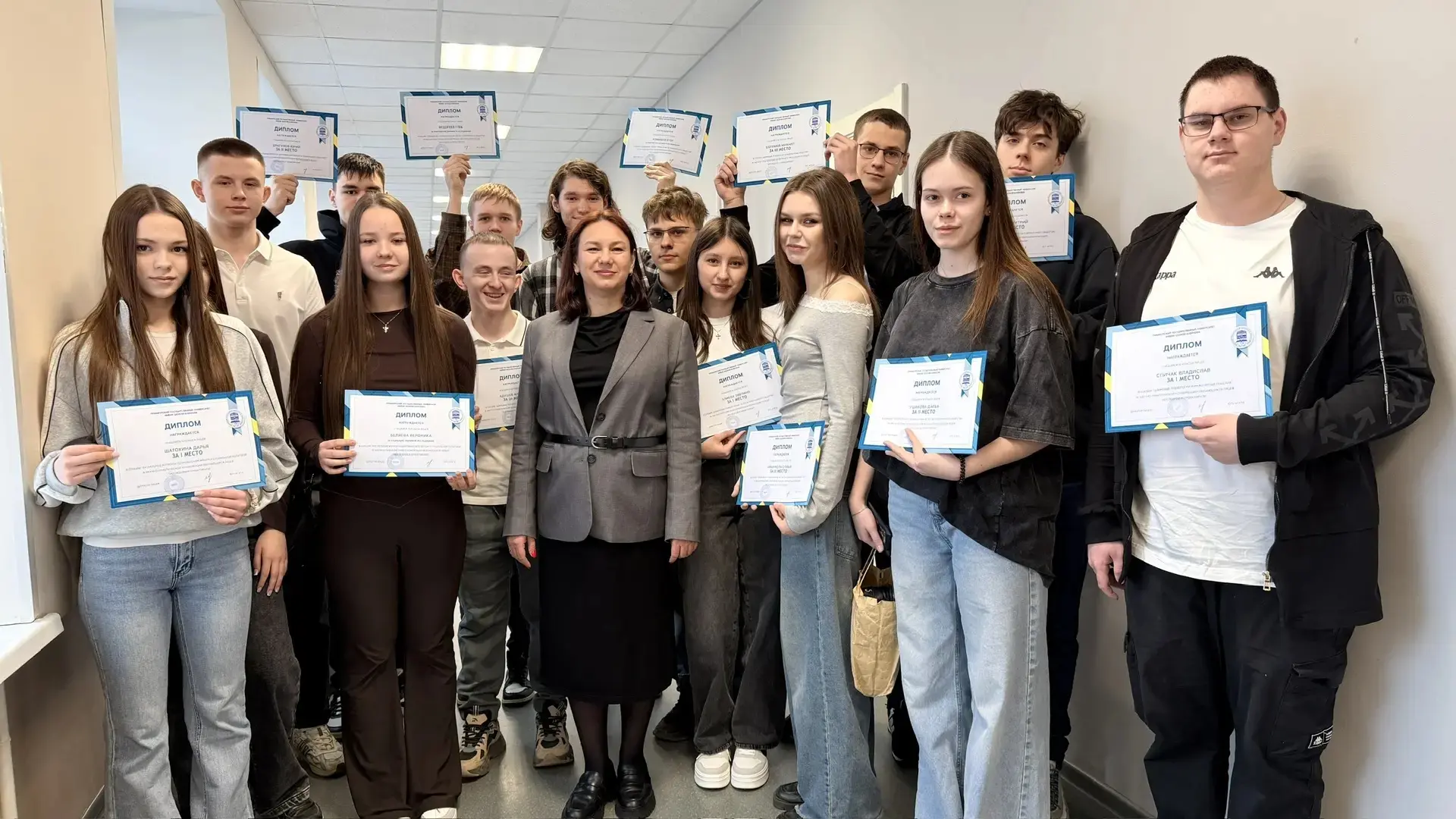 3 апреля в лицее прошла ежегодная научно-практическая конференция "Исследуем и проектир...