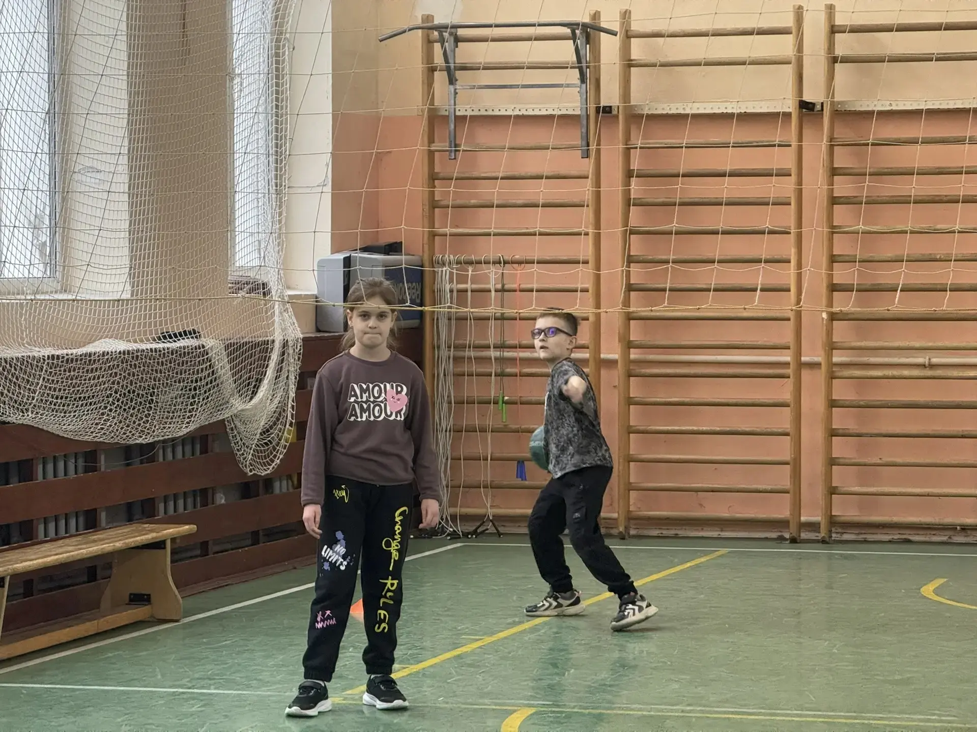 Вместе, выше, сильнее🌟  💪☀️ В нашей школе ребята из кружка «Вместе, выше, сильнее» проводят летние к