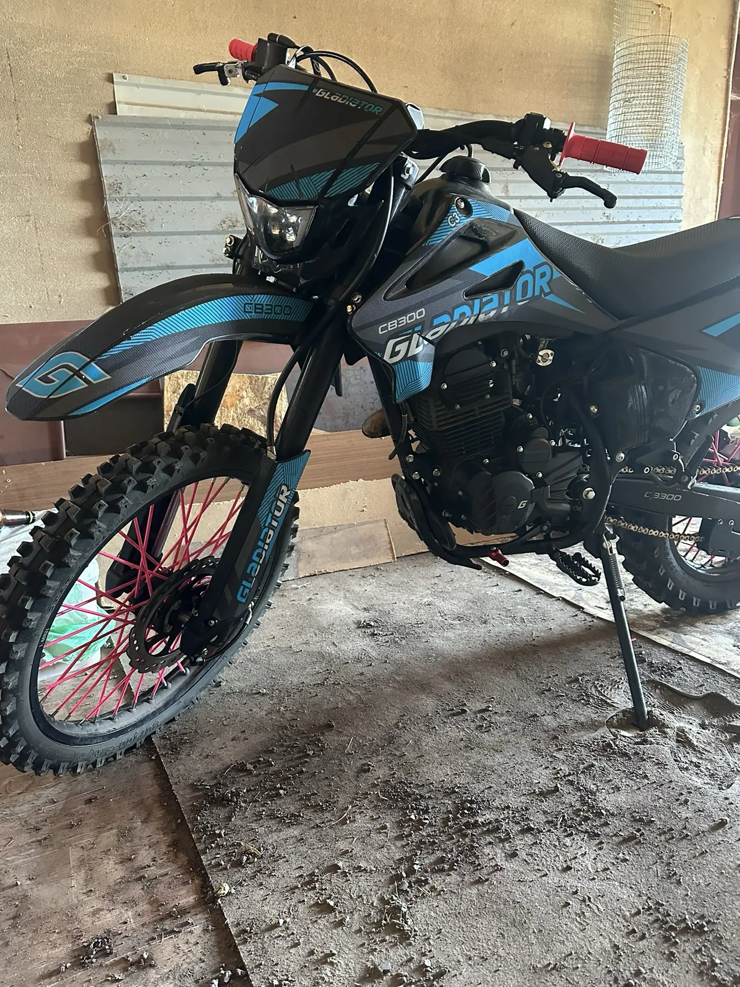 Gladiator cb300 пробег 200км
