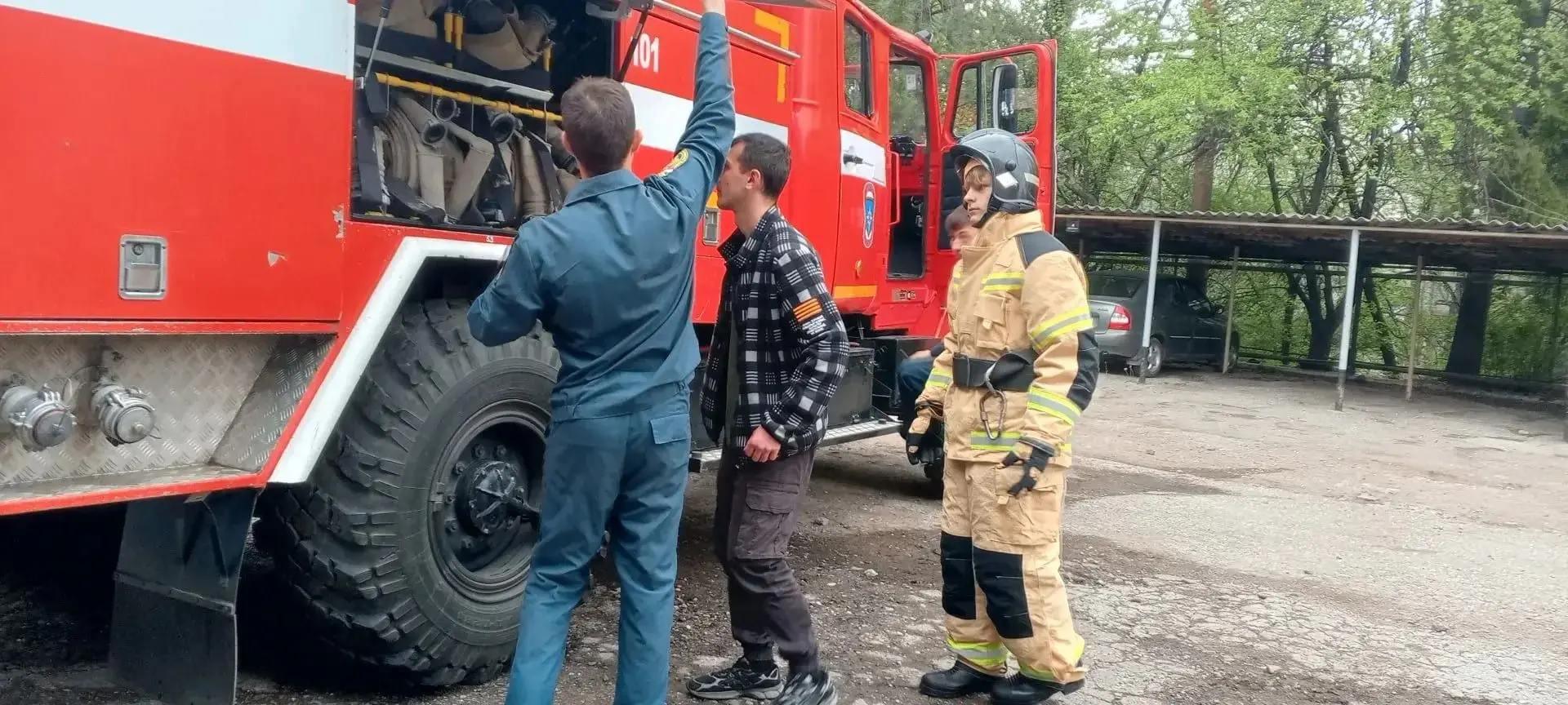 ТУШИТЬ ПОЖАР ГОТОВ НЕ КАЖДЫЙ, ПОЖАР ТАК СЛОЖНО УКРОТИТЬ!