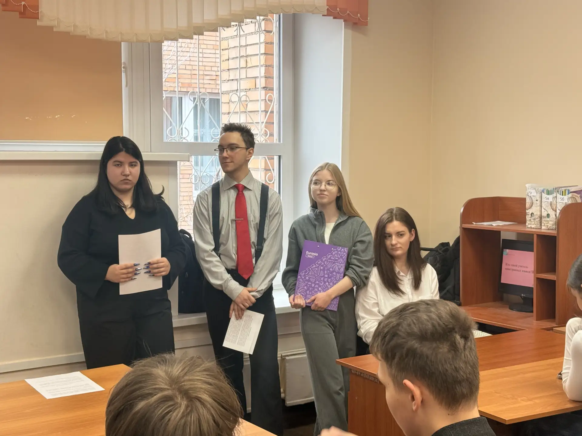 Выбираем будущее вместе! 🎓🌍 В нашей школе прошли важные профориентационные встречи для учеников 10 и