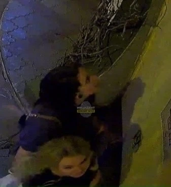 😬 На улице Космонавтов снова «прошлись» юные вандалы, изуродовав фасад оптики. Как буд...