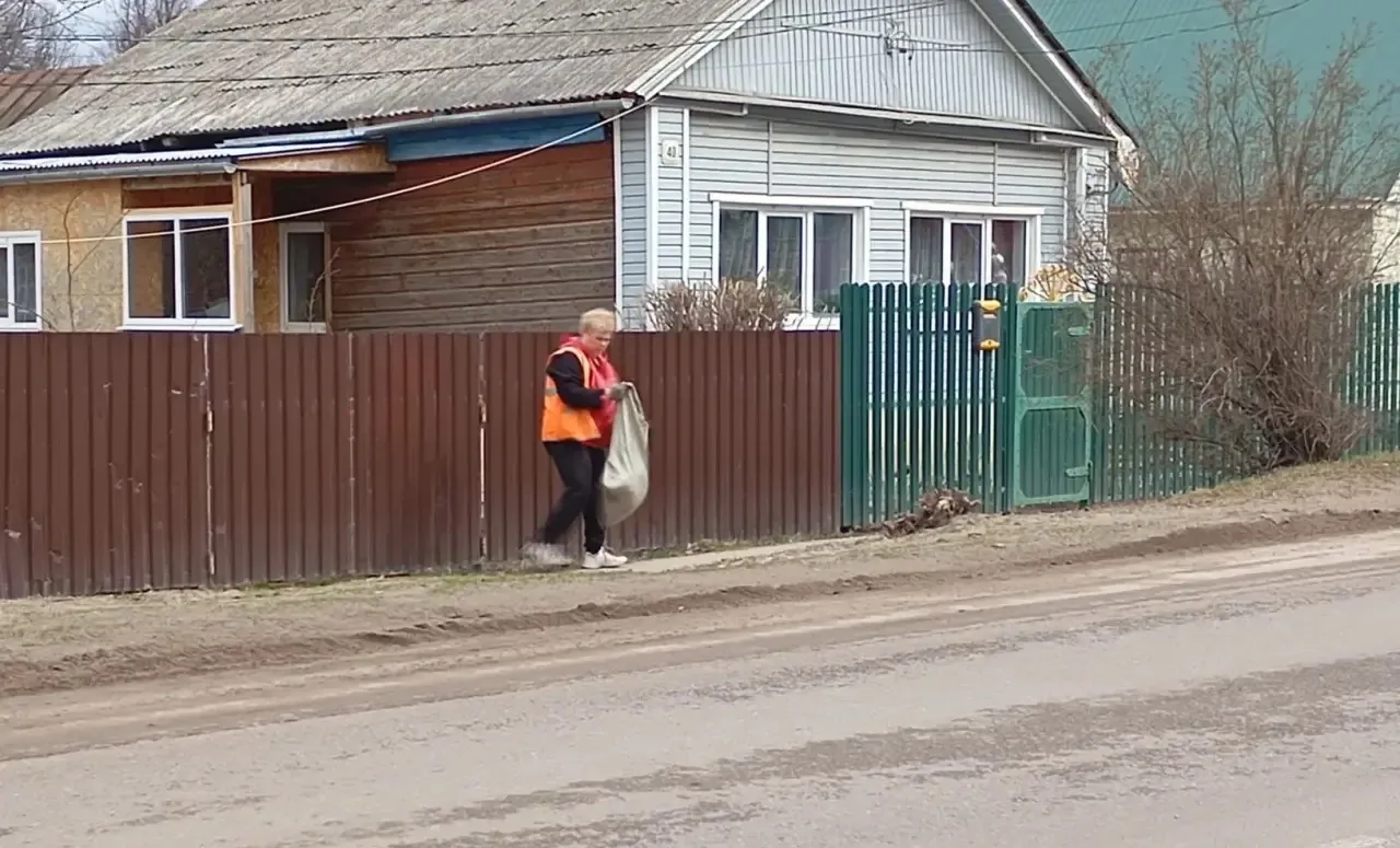 🧹В Кольчугинском округе продолжается месячник по санитарной очистке.  📌 За период с 6 по 15 апреля с
