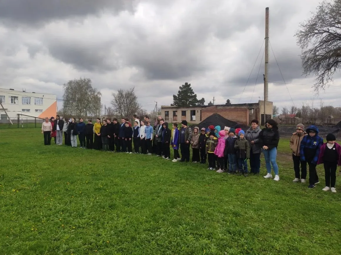 🔔 В нашей школе прошли учения по действиям при террористической угрозе  21 апреля в нашей школе сост