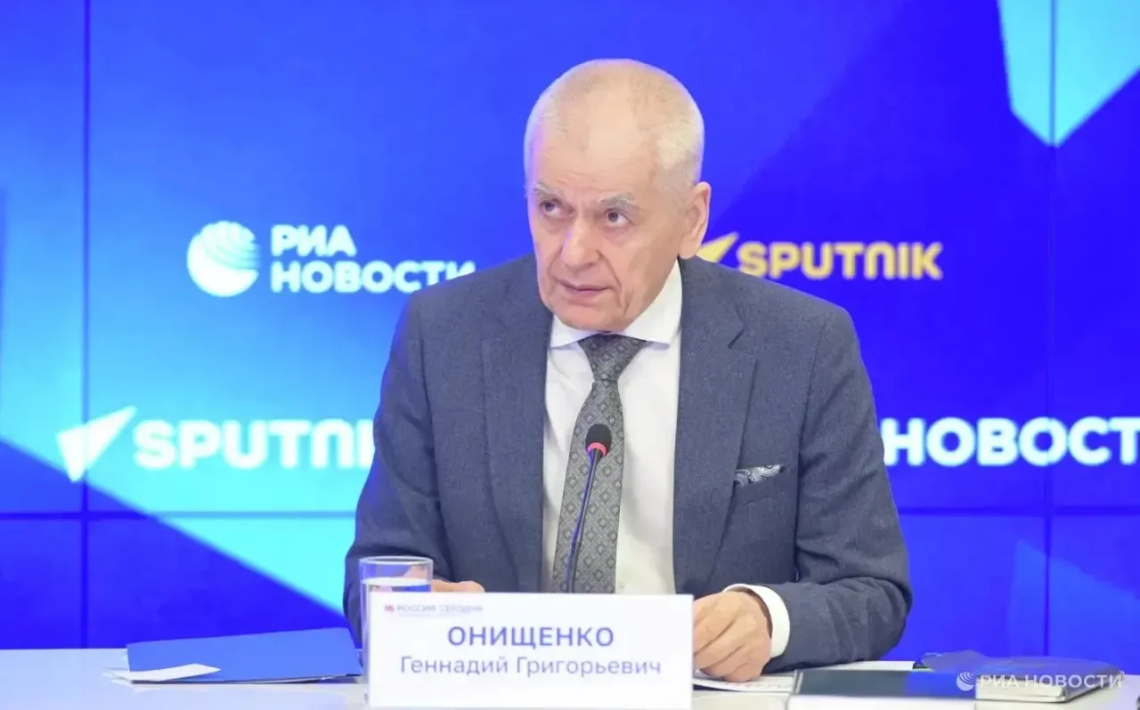 Онищенко рассказал, когда в России начнется подъем заболеваемости ОРВИ.