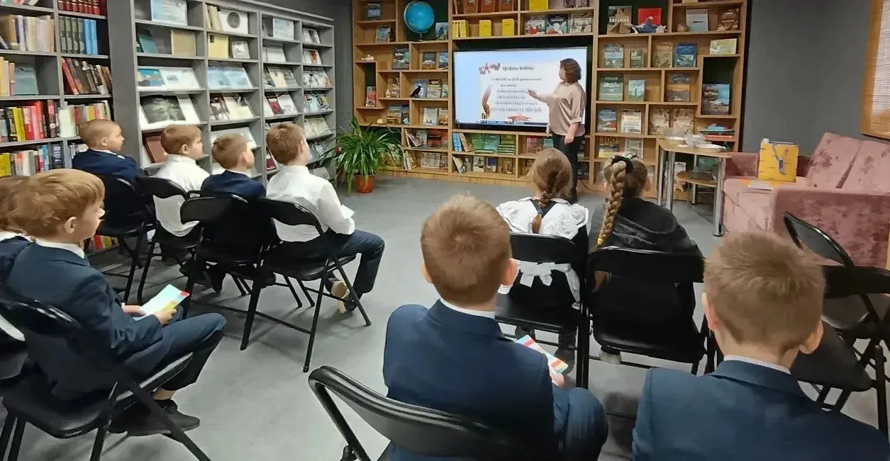 📚В модельной библиотеке N7 им. А. Ф. Трешникова прошло мероприятие о геноциде советского народа в го