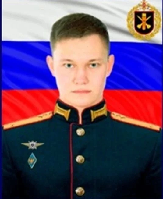 СТРАНИЧКА - "НАШИ ГЕРОИ" Капитан  Иван М. выполнял боевые задачи в зоне специальной вое...